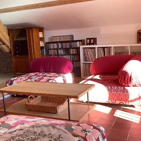 Le Clos Du Verger Bed & Breakfast