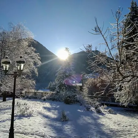Le Clos Du Verger Bed & Breakfast