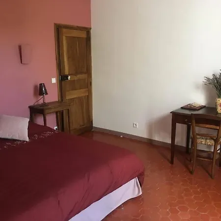 Le Clos Du Verger Bed & Breakfast